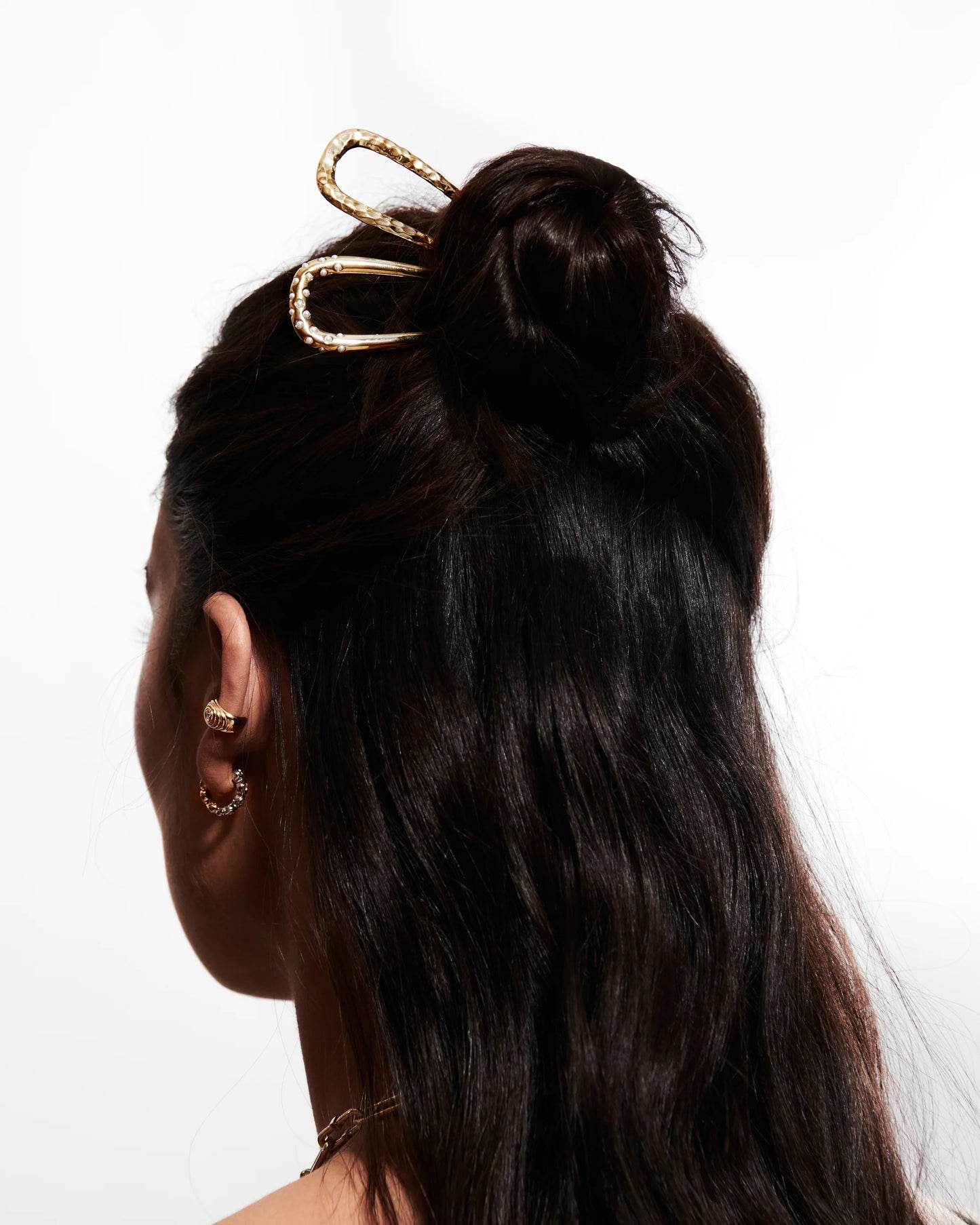 Deborah Pagani Small Pearl Pin